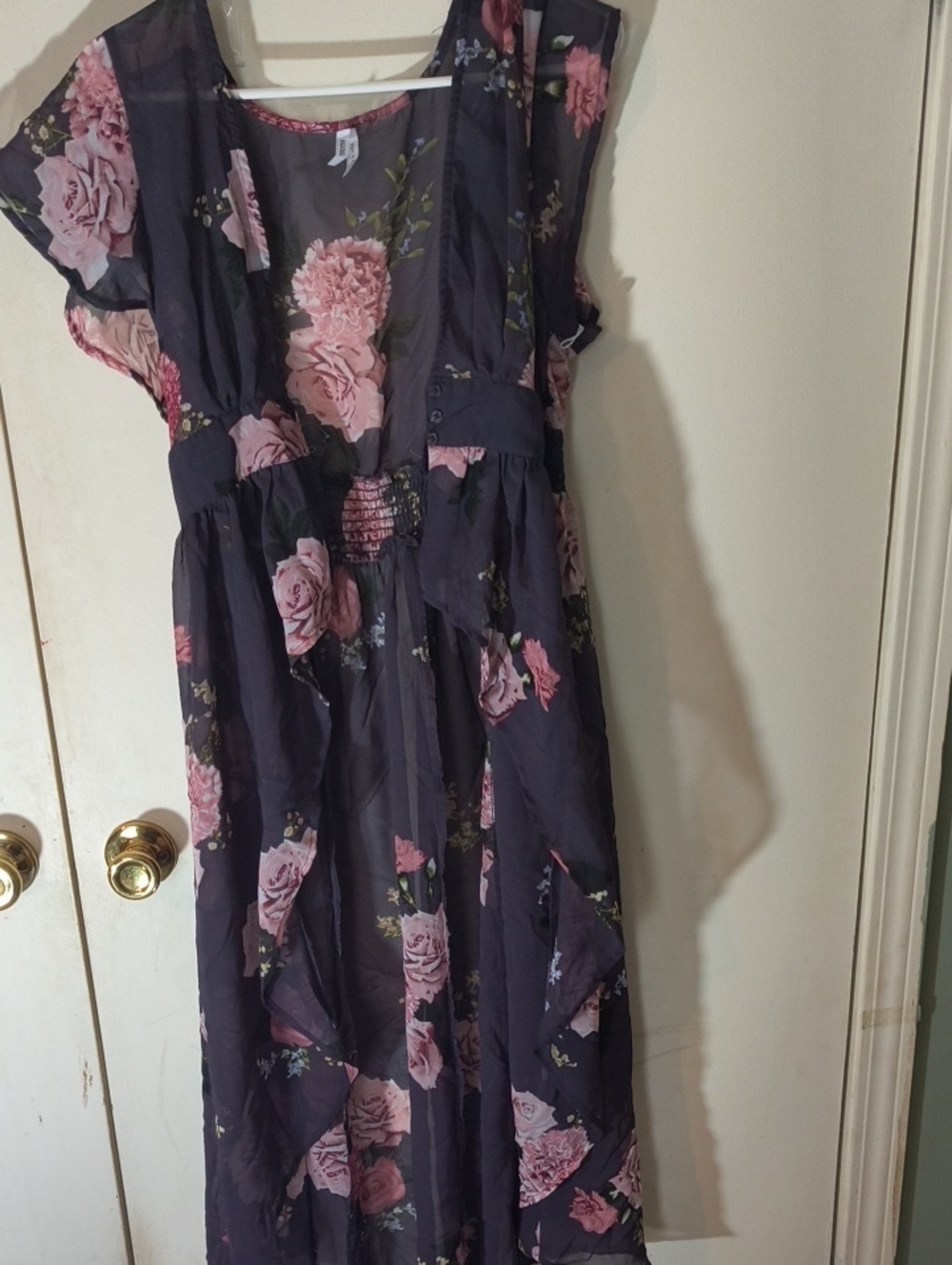 Black Overlay With Ruffle Close